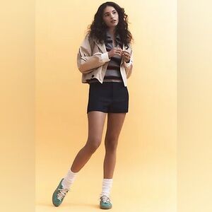 The Colette Linen Blend Shorts by Maeve